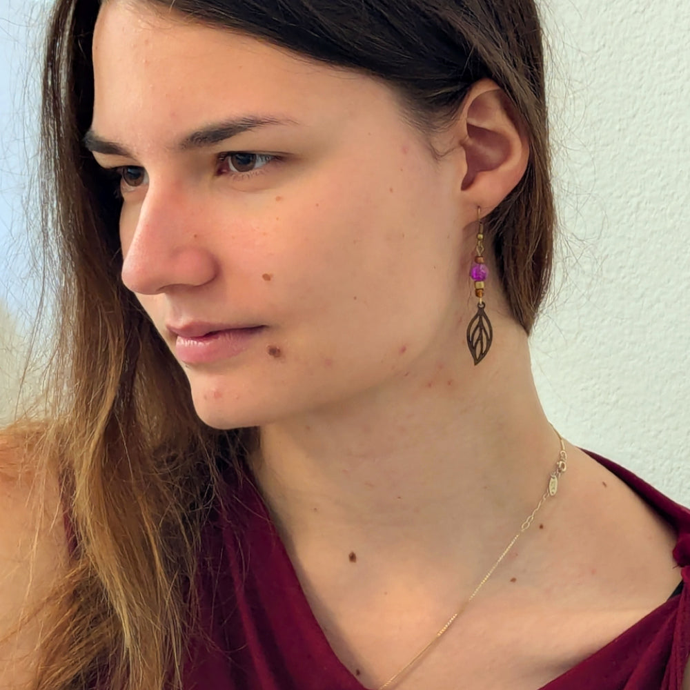 Boucles d'oreilles LUNA - Bois naturel et brou de noix