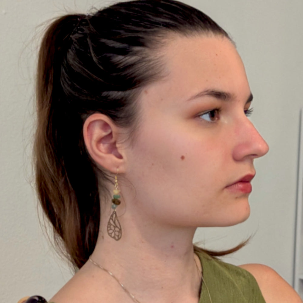 Boucles d'oreilles NAYA - Bois naturel et brou de noix