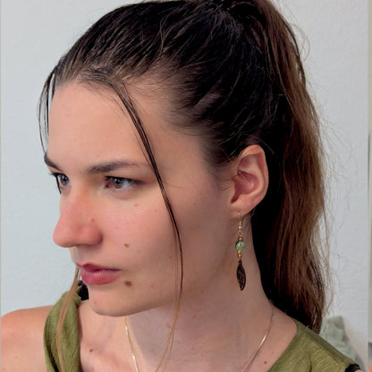 Boucles d'oreilles LUNA - Bois naturel et brou de noix