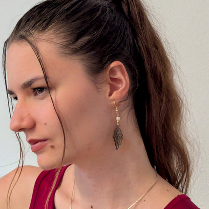 Boucles d'oreilles ROMANE - Bois naturel et brou de noix