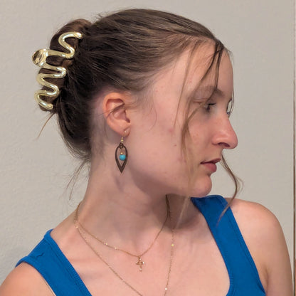 Boucles d'oreilles LISA - Bois naturel et brou de noix